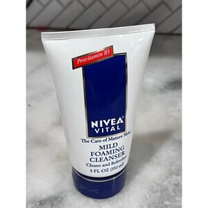 Nivea Vital Mild Foaming Cleanser 5 fl oz 150ml Provitamin B5 Mature Skin France